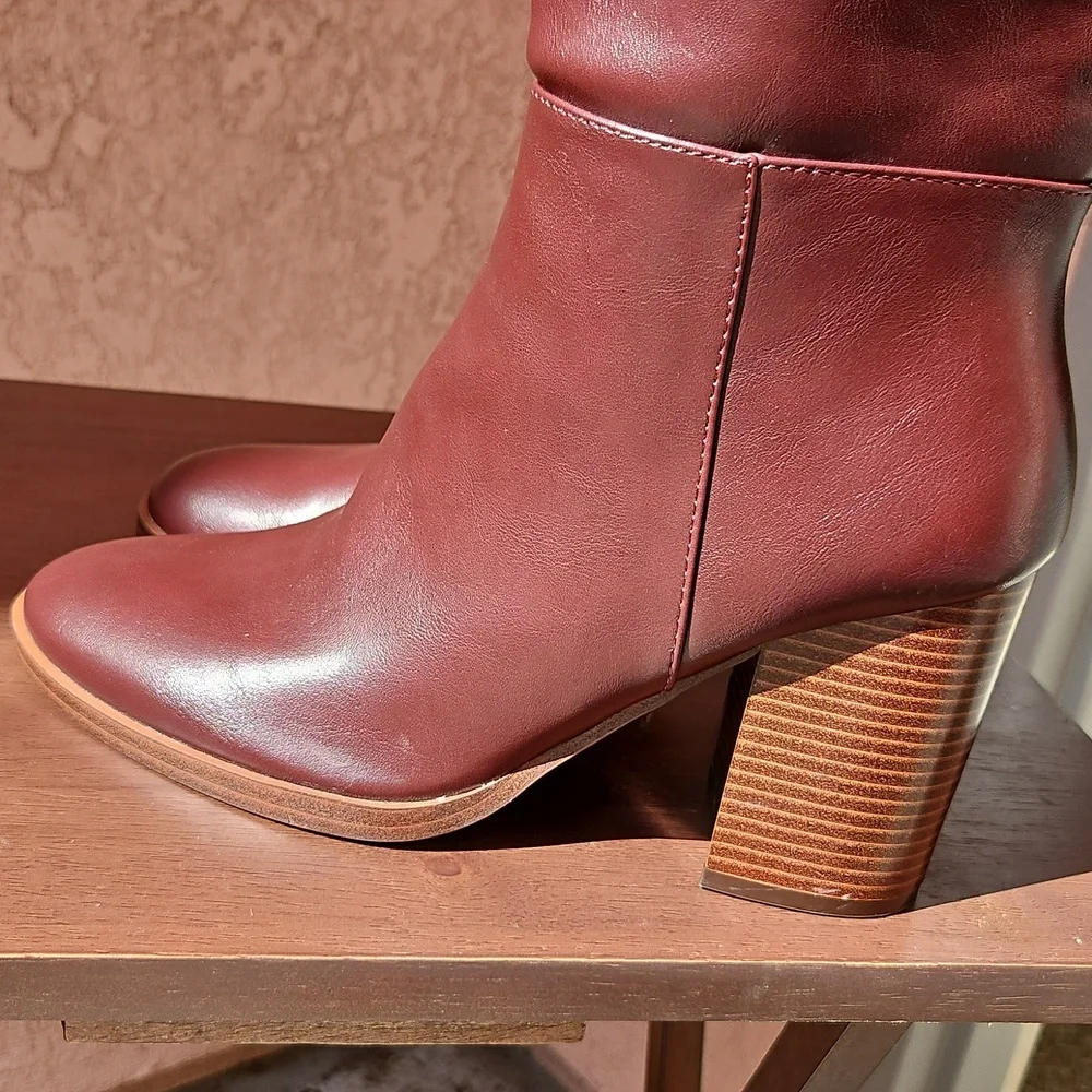 Unisa Unlanna Wine Knee Tall Heels Boots 11